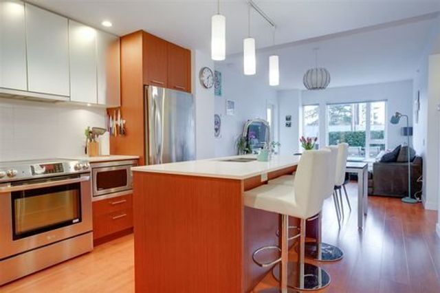 full-92089 at 3 - 221 E 3rd Street, North Vancouver