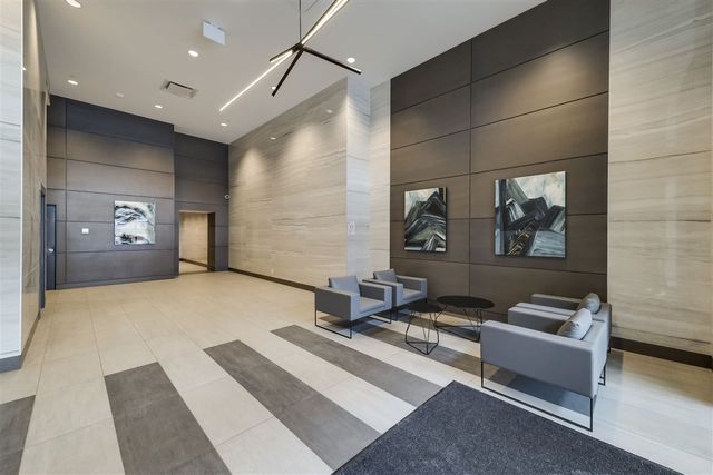 original-jpg-v-1-91798 at 210 - 2780 Valley Centre Avenue, North Vancouver