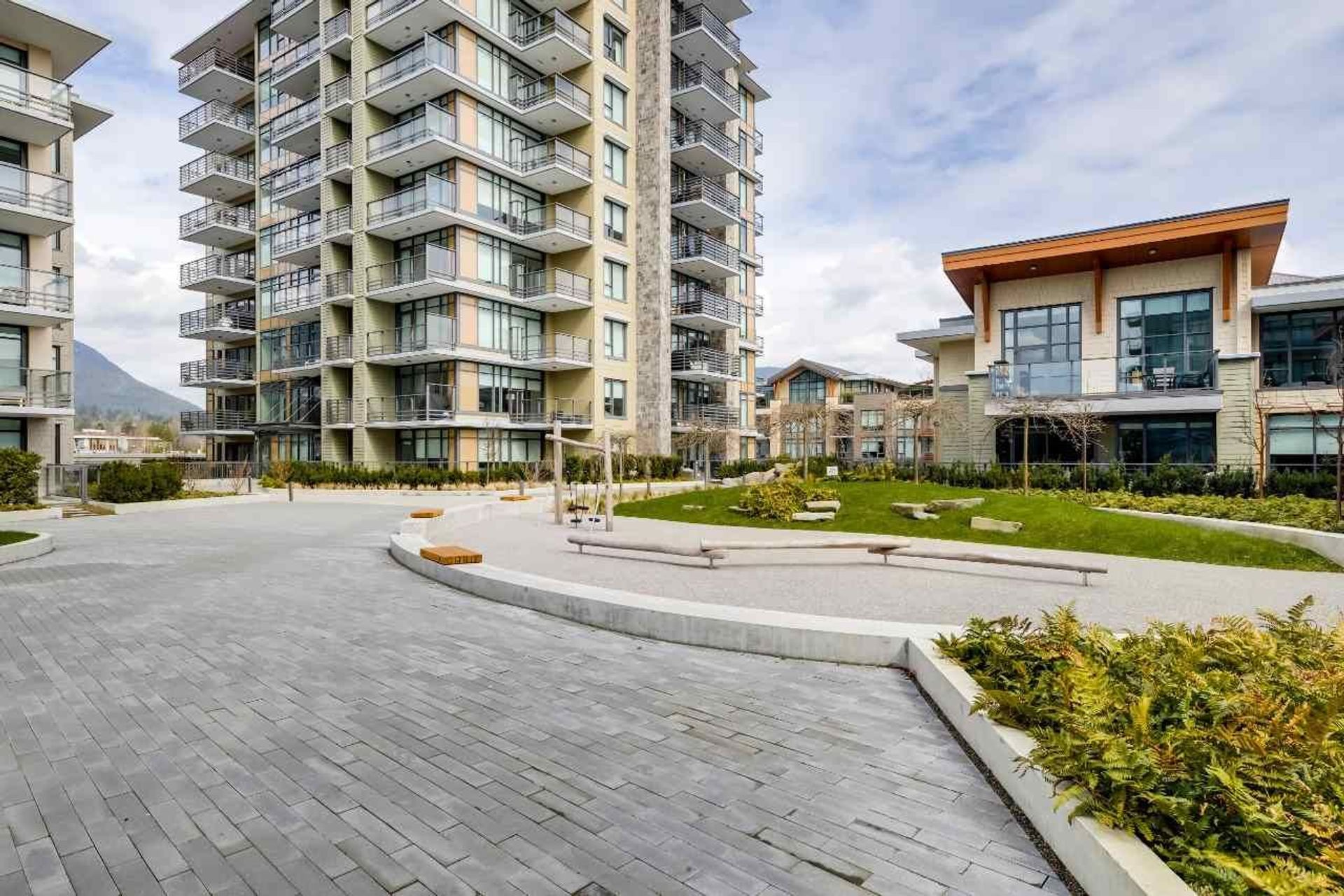 original-jpg-v-1-91874 at 210 - 2780 Valley Centre Avenue, North Vancouver