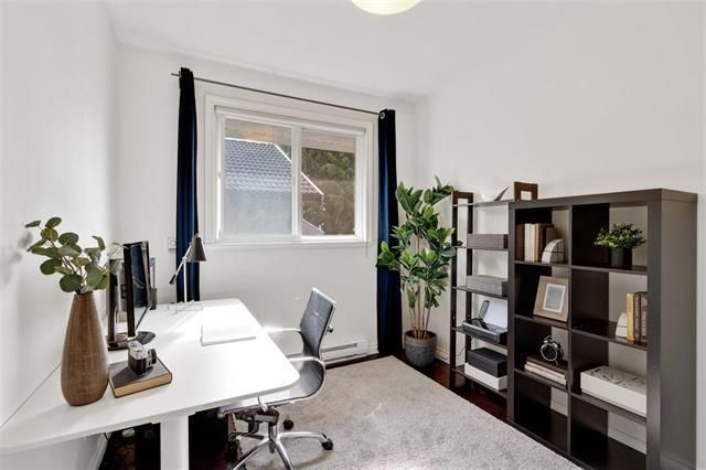 91515 at 322 5th Street E, North Vancouver