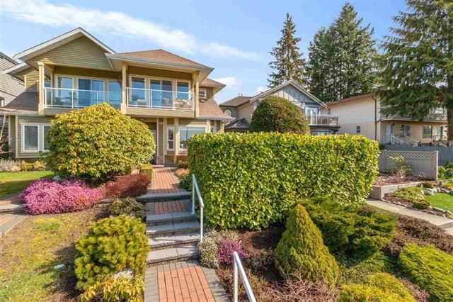 91589 at 322 5th Street E, North Vancouver