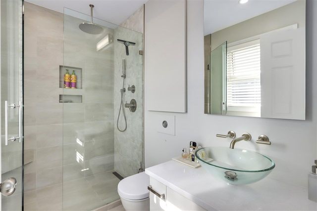 original-16-92184 at 3 - 217 Keith Road E, North Vancouver