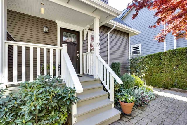 original-92212 at 3 - 217 Keith Road E, North Vancouver