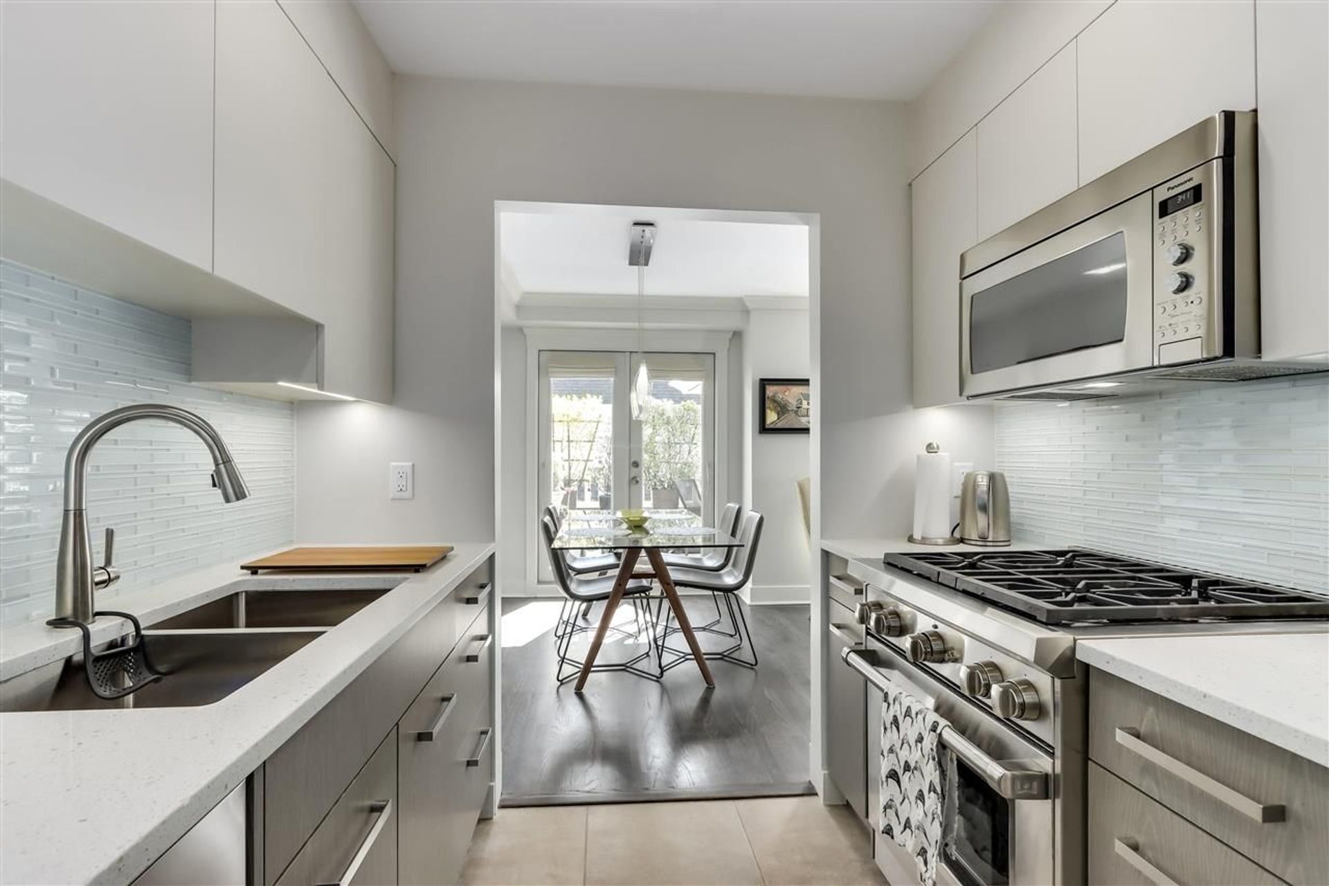 original-12-92168 at 3 - 217 Keith Road E, North Vancouver