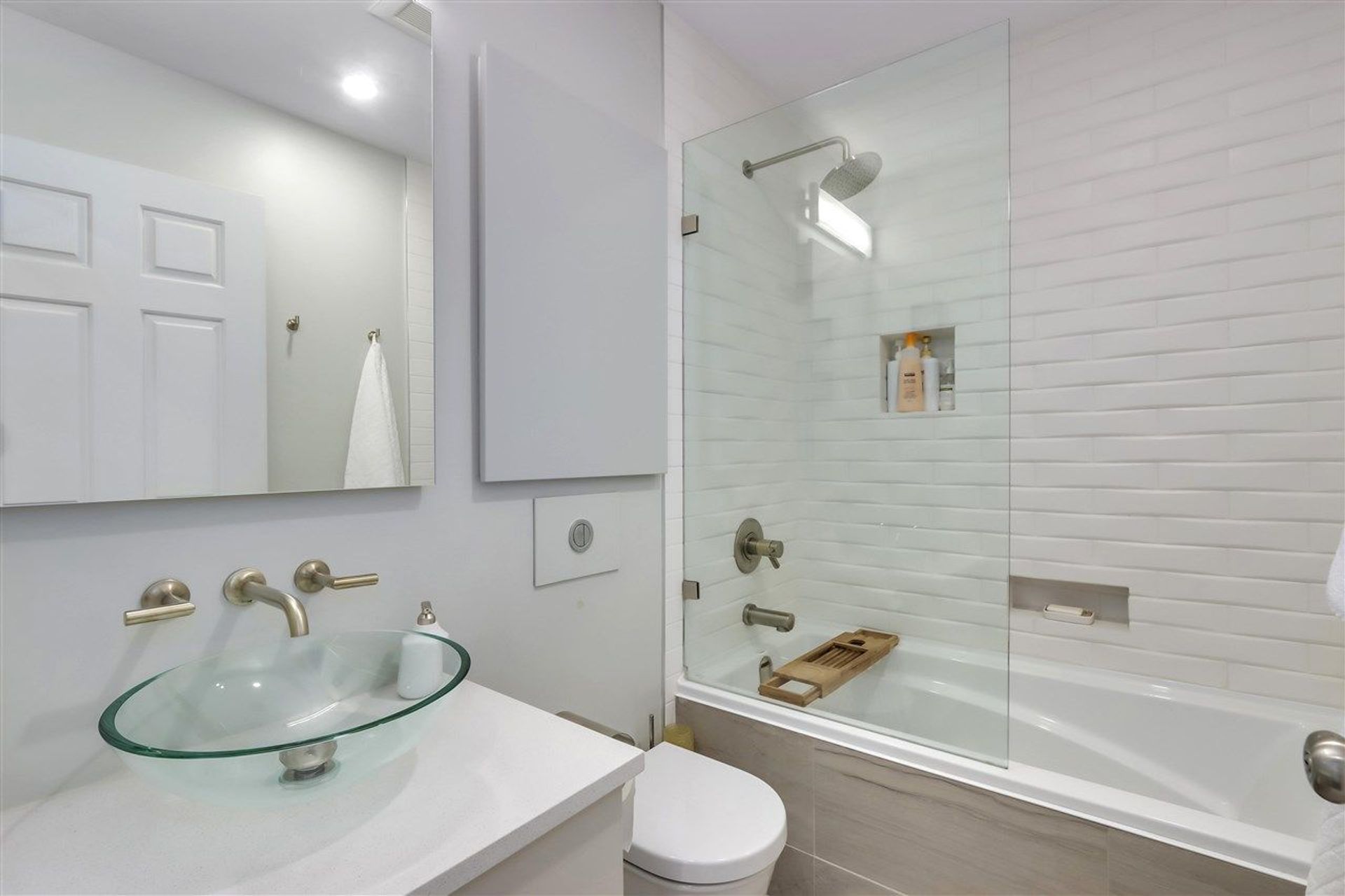 original-17-92188 at 3 - 217 Keith Road E, North Vancouver