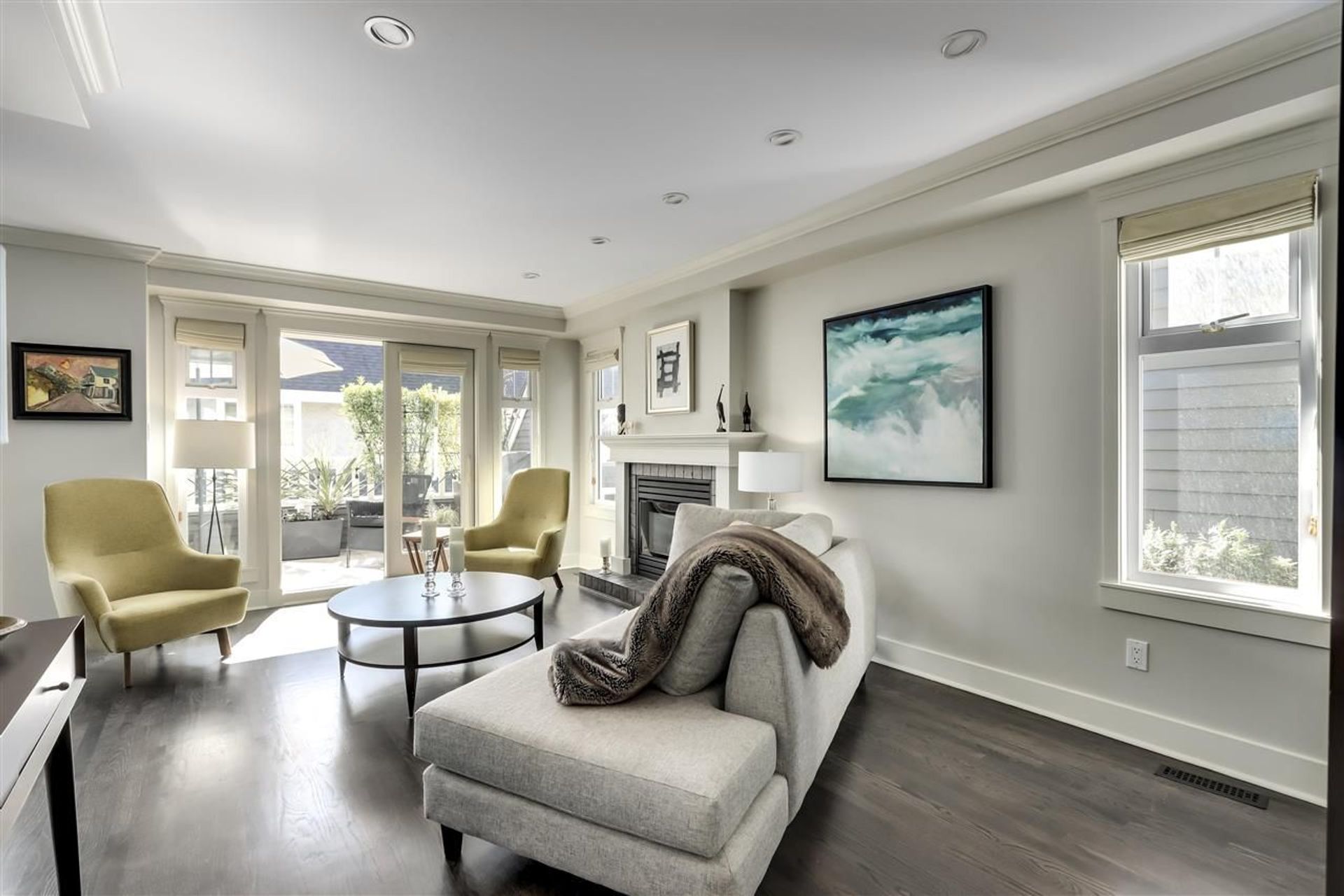 original-2-92128 at 3 - 217 Keith Road E, North Vancouver