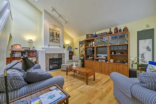 original-jpg-v-1-92307 at 6 - 1550 Larkhall Crescent, North Vancouver