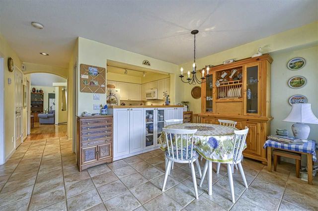 original-jpg-v-1-92339 at 6 - 1550 Larkhall Crescent, North Vancouver