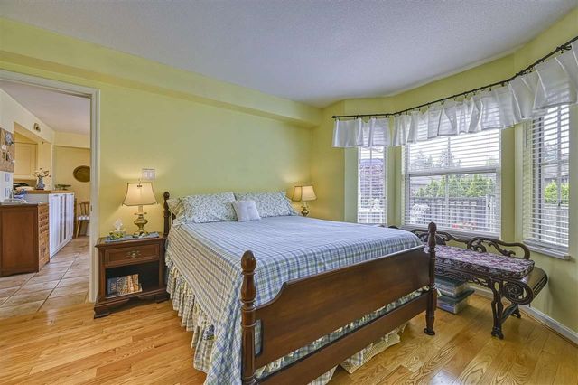 original-jpg-v-1-92351 at 6 - 1550 Larkhall Crescent, North Vancouver