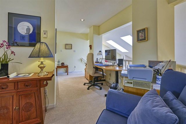 original-jpg-v-1-92367 at 6 - 1550 Larkhall Crescent, North Vancouver