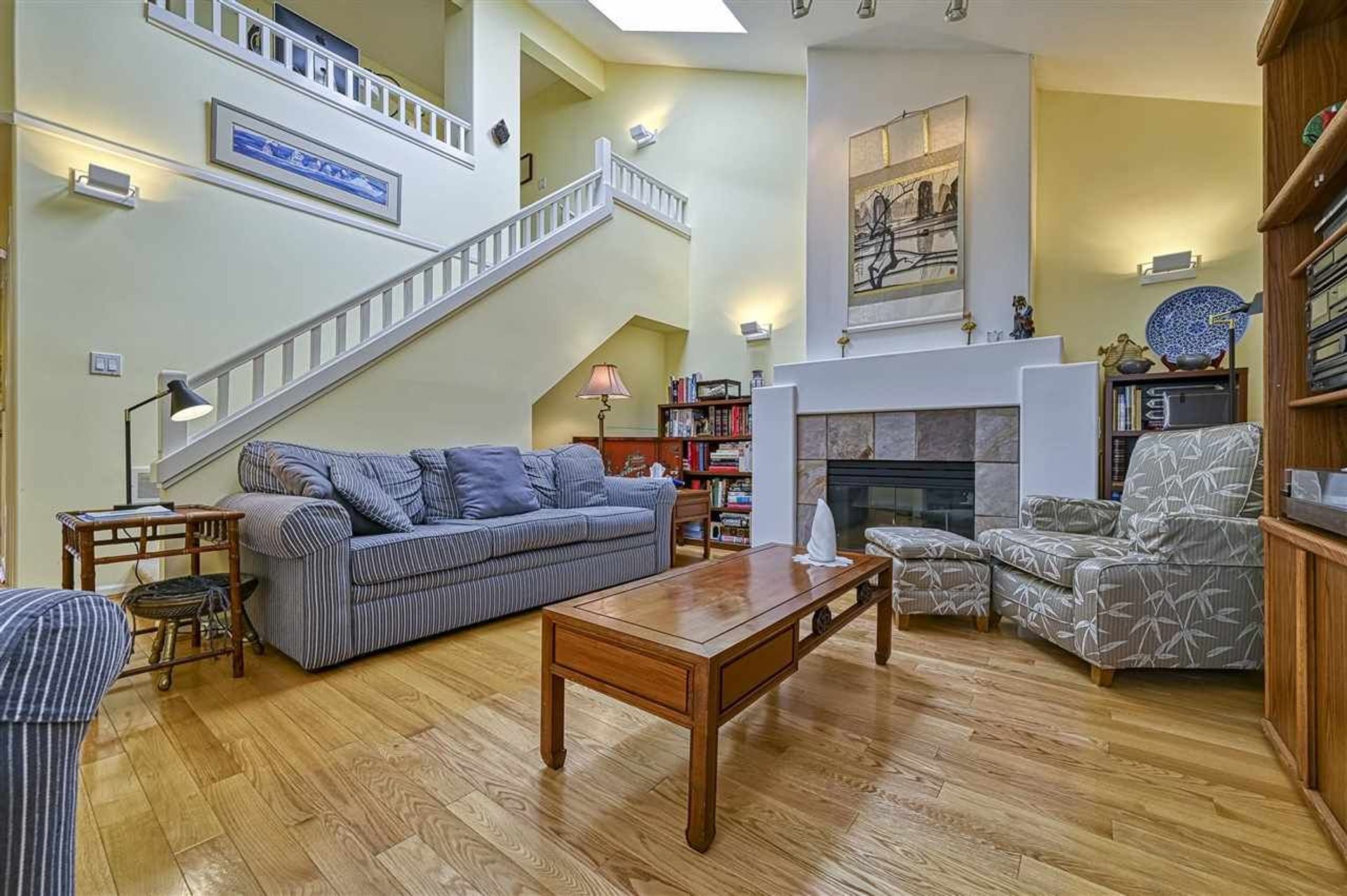 original-jpg-v-1-92311 at 6 - 1550 Larkhall Crescent, North Vancouver