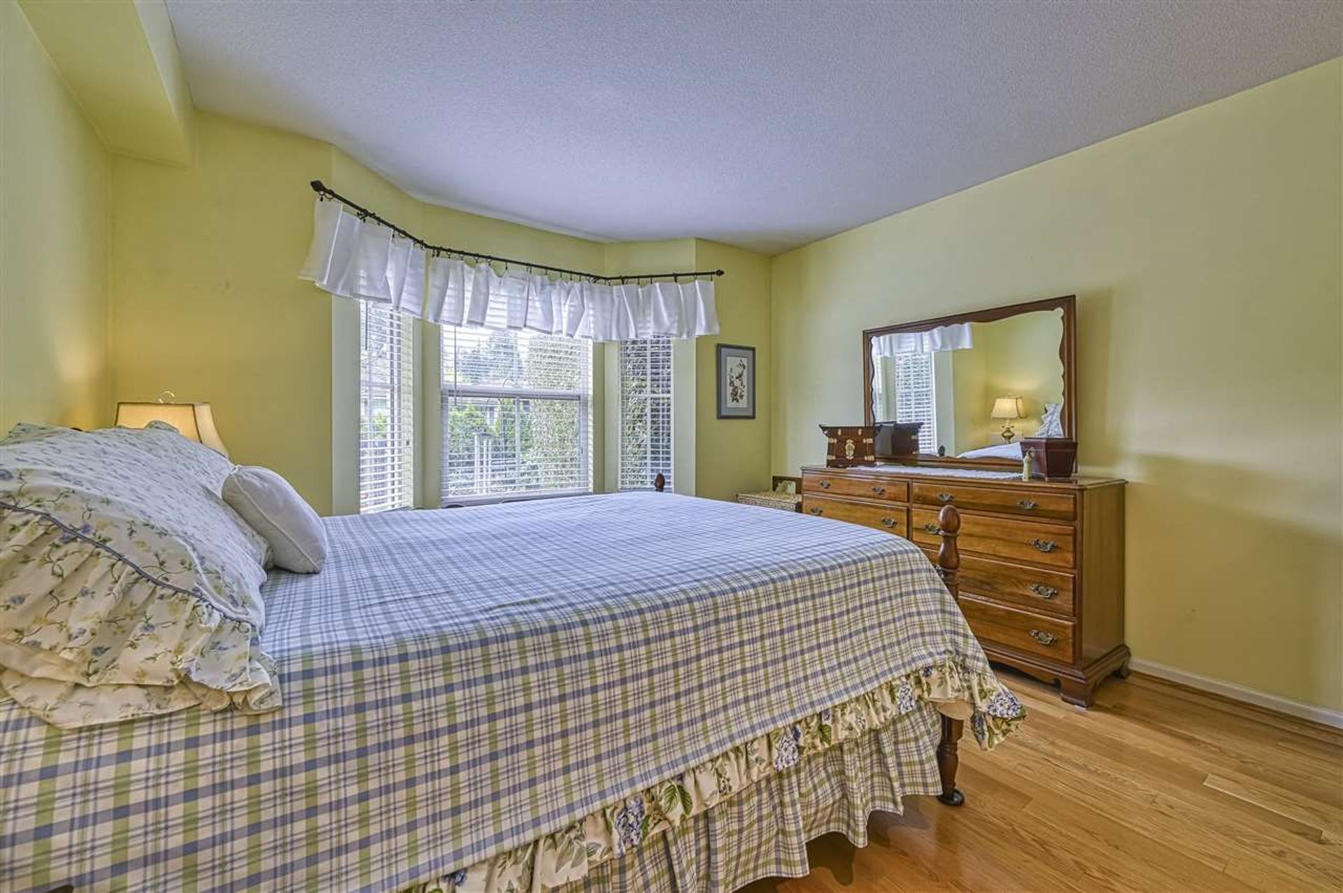 original-jpg-v-1-92355 at 6 - 1550 Larkhall Crescent, North Vancouver