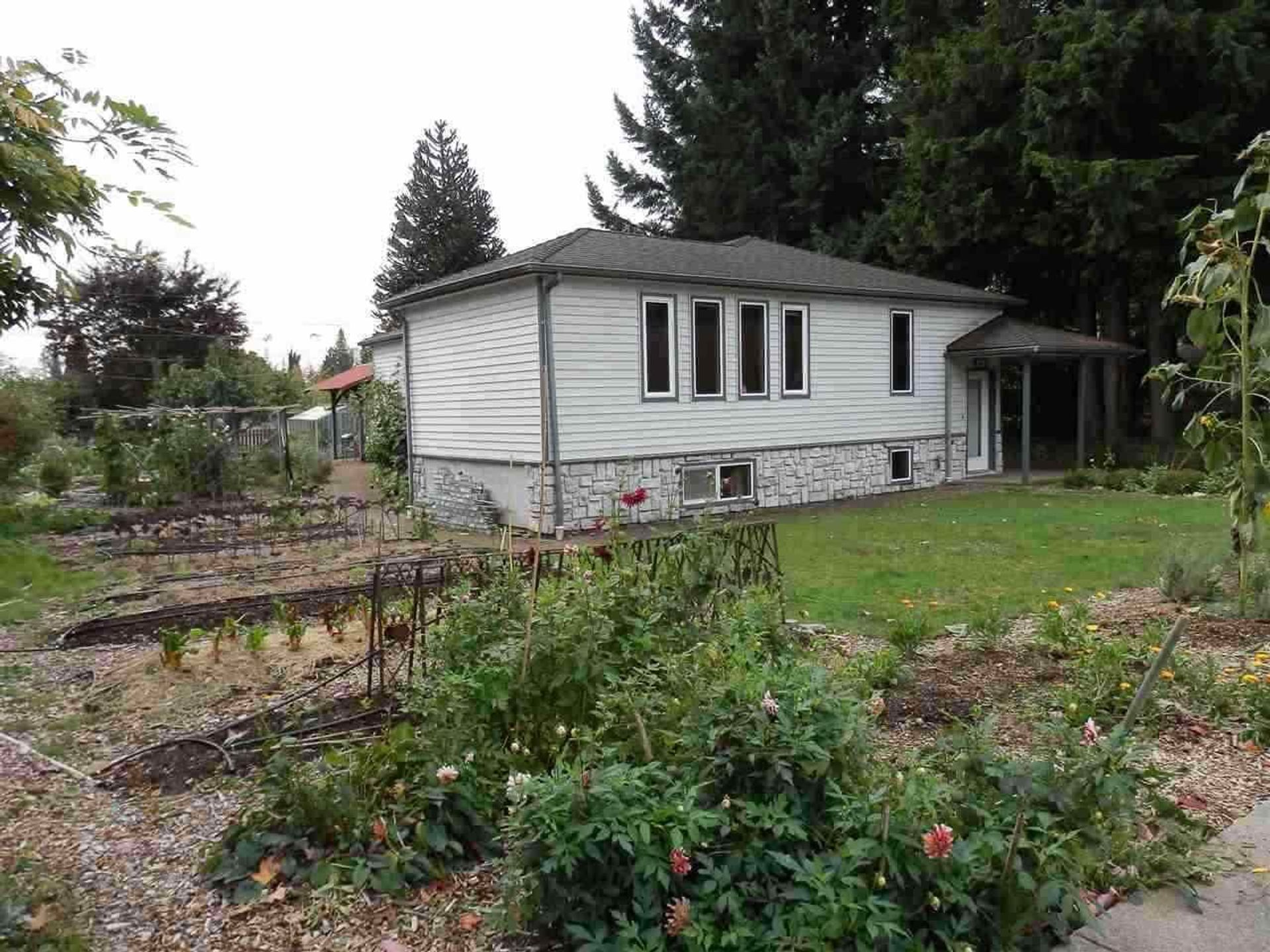 original-3-92459 at 1293 16th Street W, North Vancouver