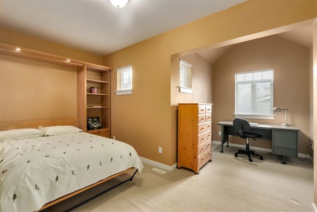 original-jpg-v-1-92563 at 452 18th Street E, North Vancouver