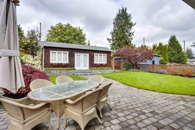 original-jpg-v-1-92611 at 452 18th Street E, North Vancouver