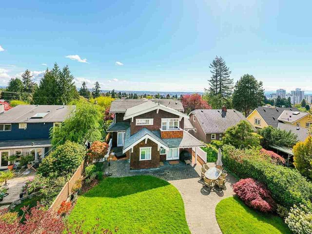 original-jpg-v-1-92623 at 452 18th Street E, North Vancouver