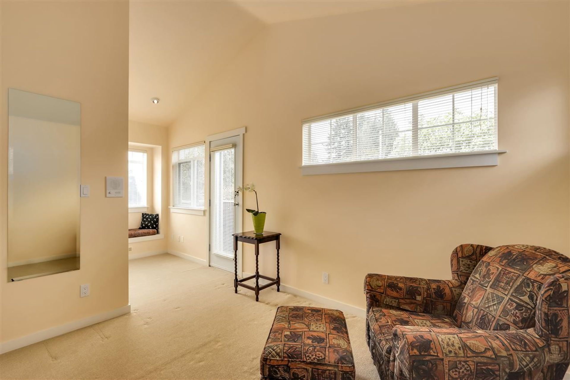 original-jpg-v-1-92571 at 452 18th Street E, North Vancouver