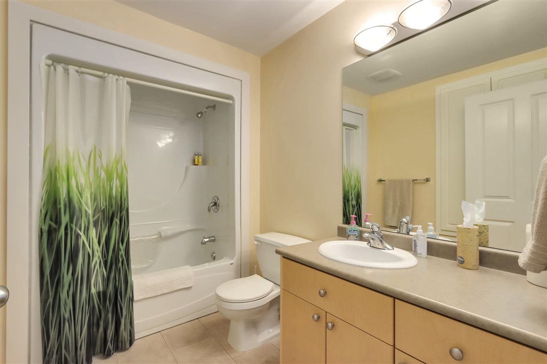 original-jpg-v-1-92587 at 452 18th Street E, North Vancouver