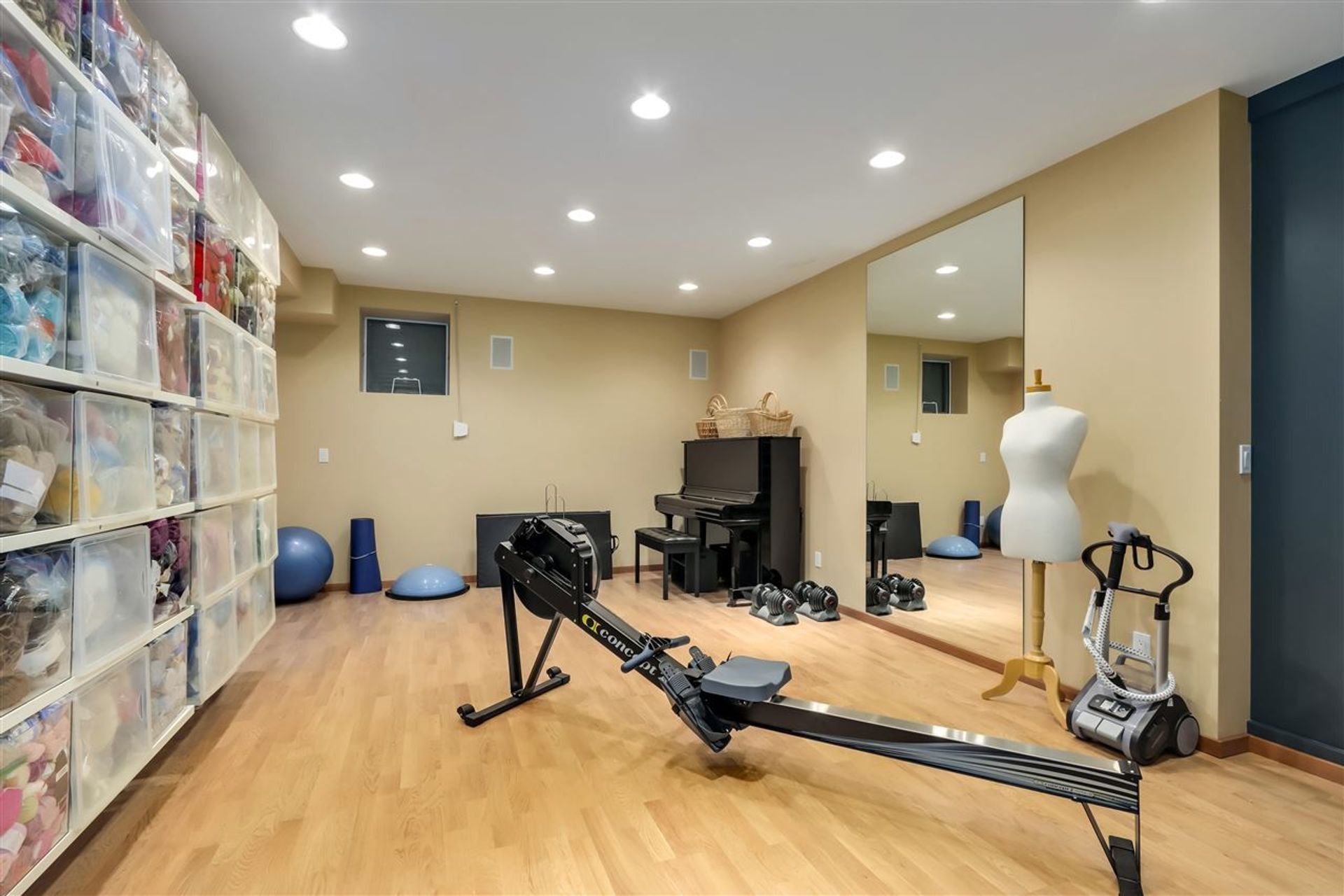 original-jpg-v-1-92599 at 452 18th Street E, North Vancouver