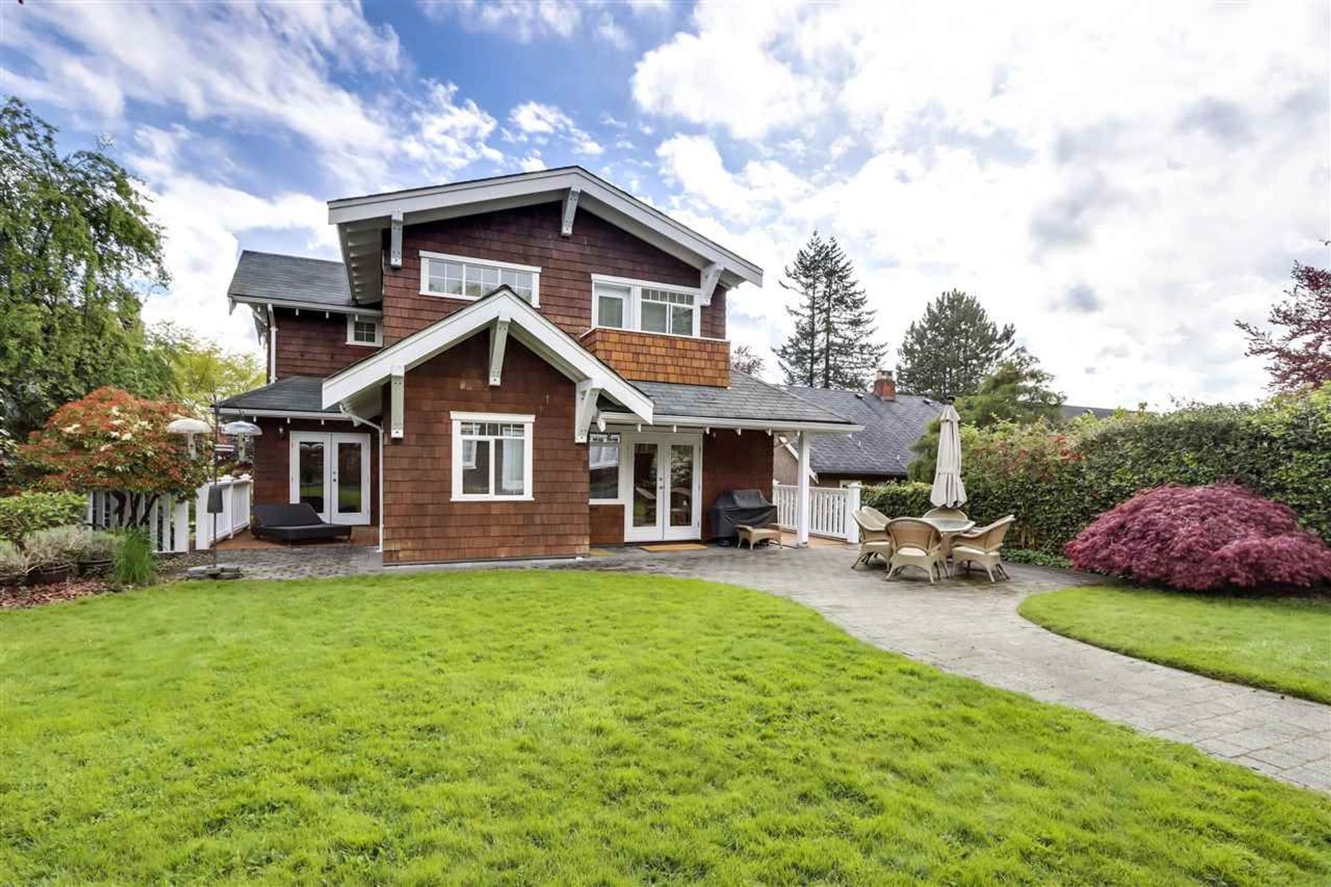 original-jpg-v-1-92607 at 452 18th Street E, North Vancouver