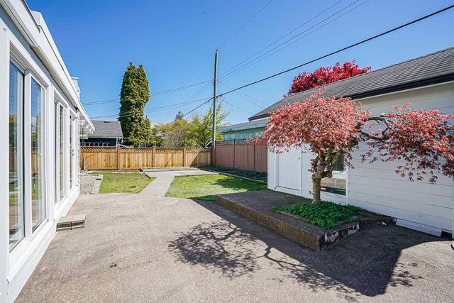 original-37-92861 at 1375 15th Street W, North Vancouver