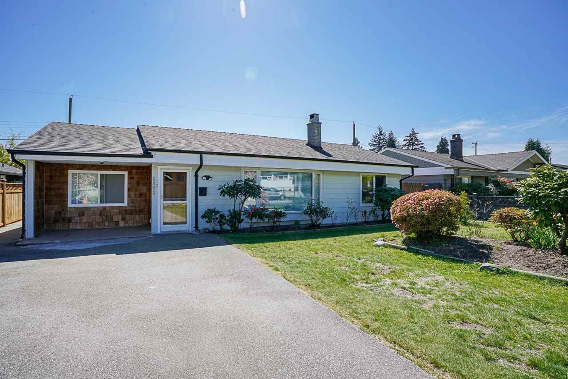 original-2-92720 at 1375 15th Street W, North Vancouver