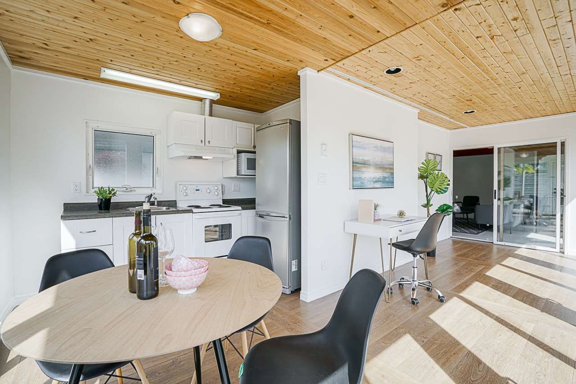 original-23-92805 at 1375 15th Street W, North Vancouver