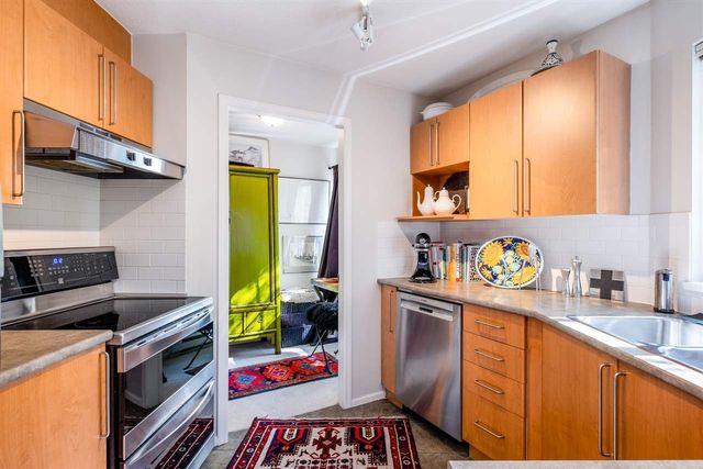 92932 at 268 - 1100 29th Street E, North Vancouver