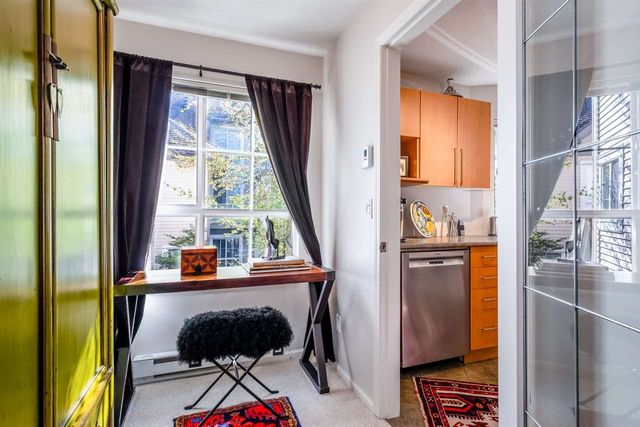 92941 at 268 - 1100 29th Street E, North Vancouver