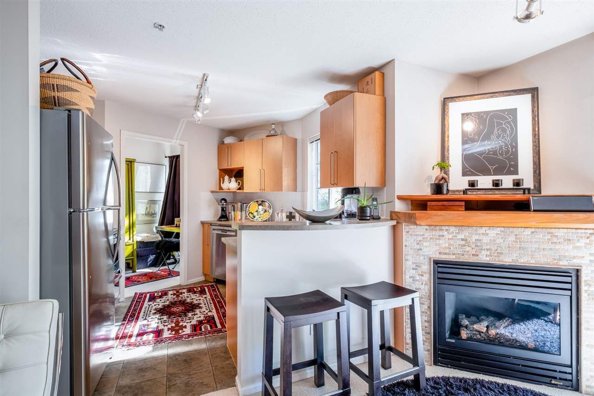 92920 at 268 - 1100 29th Street E, North Vancouver