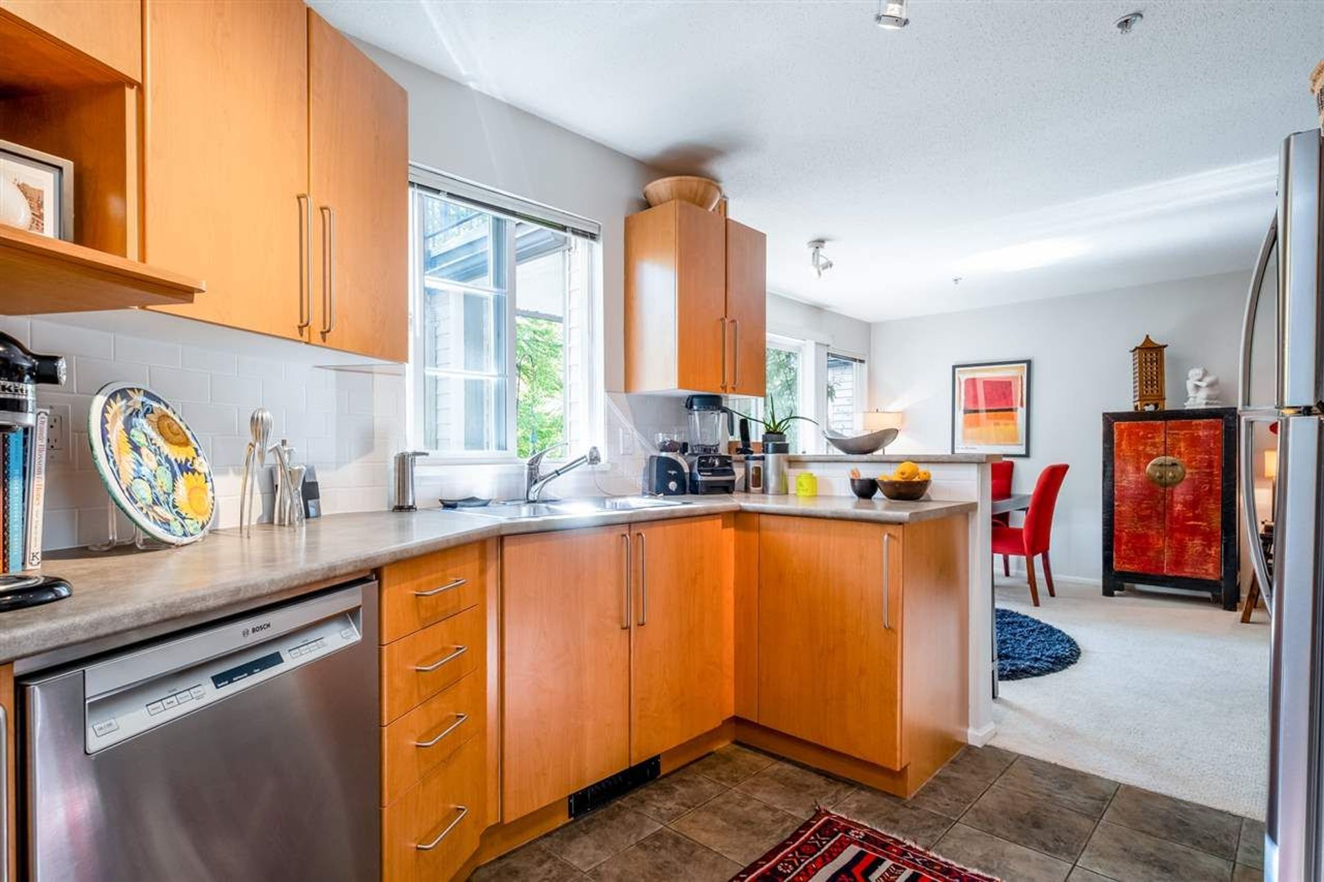 92937 at 268 - 1100 29th Street E, North Vancouver