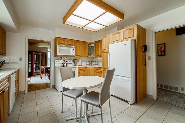 original-jpg-v-1-93188 at 1835 Cliffwood Road, North Vancouver