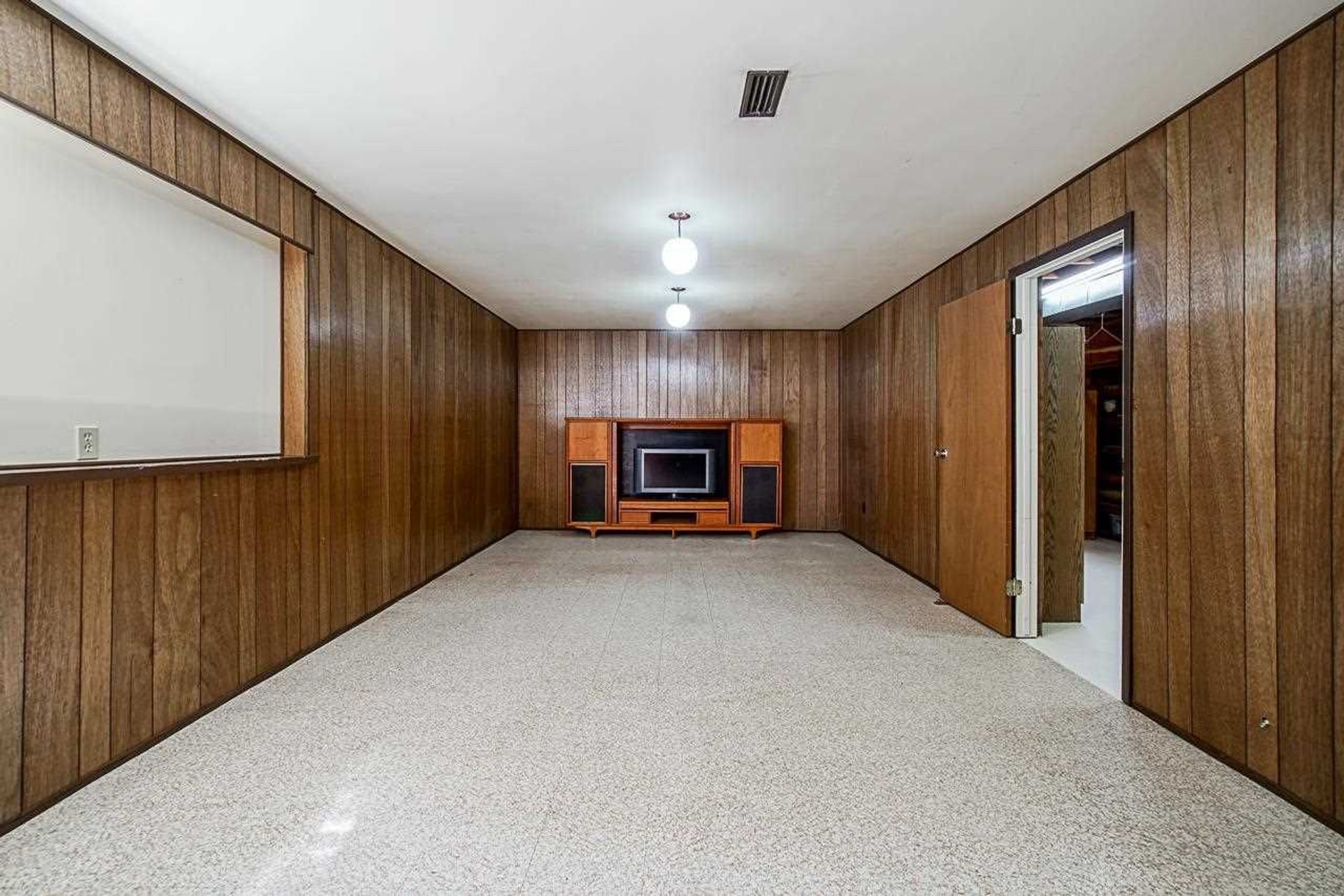 original-jpg-v-1-93261 at 1835 Cliffwood Road, North Vancouver