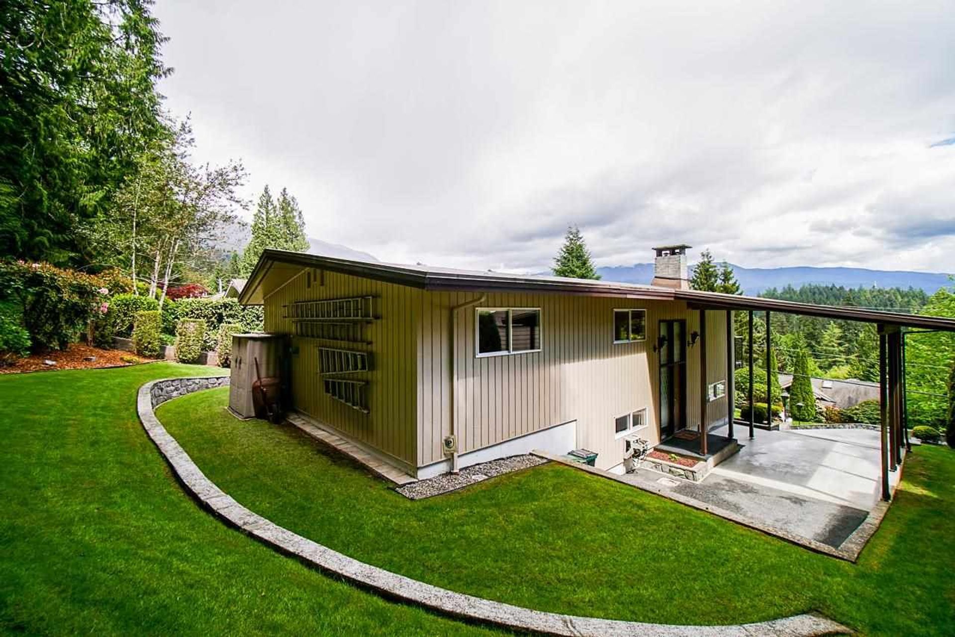 original-jpg-v-1-93303 at 1835 Cliffwood Road, North Vancouver