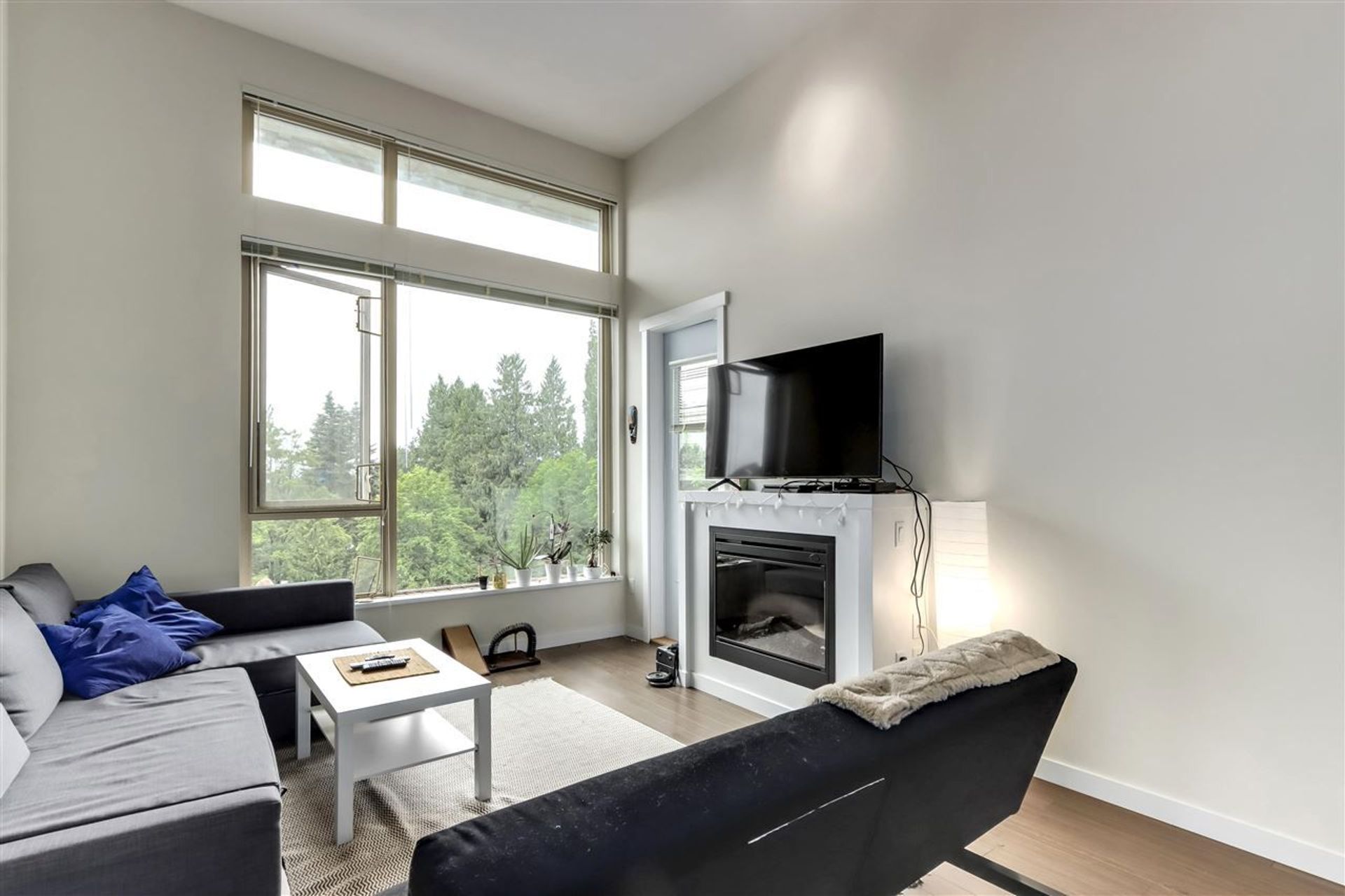 original-jpg-v-1-93908 at 159 22nd Street W, North Vancouver