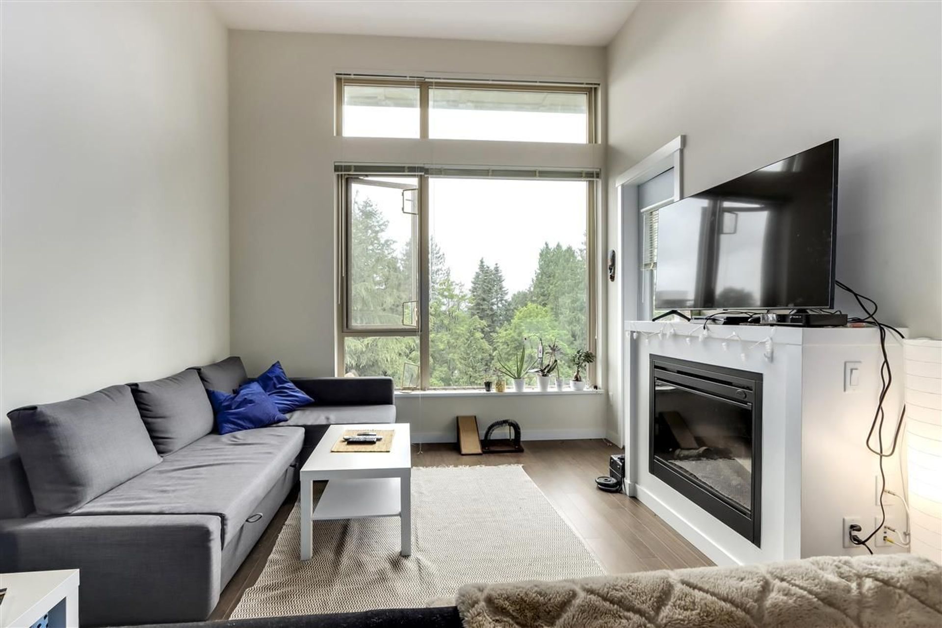 original-jpg-v-1-93916 at 159 22nd Street W, North Vancouver