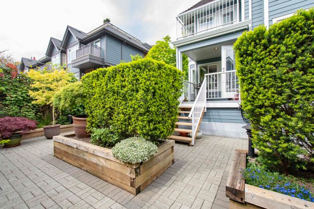 279-e-5th-street-lower-lonsdale-north-vancouver-17 at 279 E 5th Street, Lower Lonsdale, North Vancouver