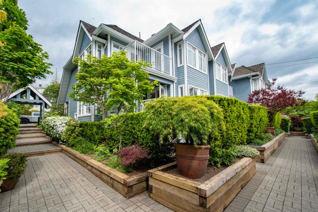 279-e-5th-street-lower-lonsdale-north-vancouver-39 at 279 E 5th Street, Lower Lonsdale, North Vancouver