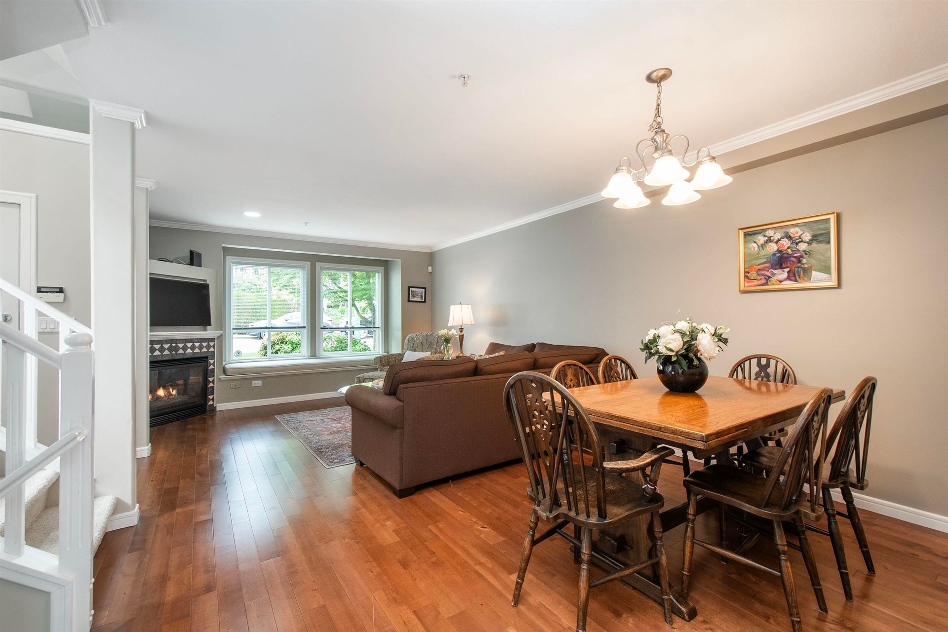 279-e-5th-street-lower-lonsdale-north-vancouver-06 at 279 E 5th Street, Lower Lonsdale, North Vancouver