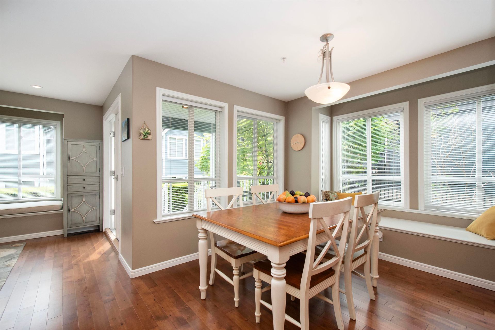 279-e-5th-street-lower-lonsdale-north-vancouver-10 at 279 E 5th Street, Lower Lonsdale, North Vancouver