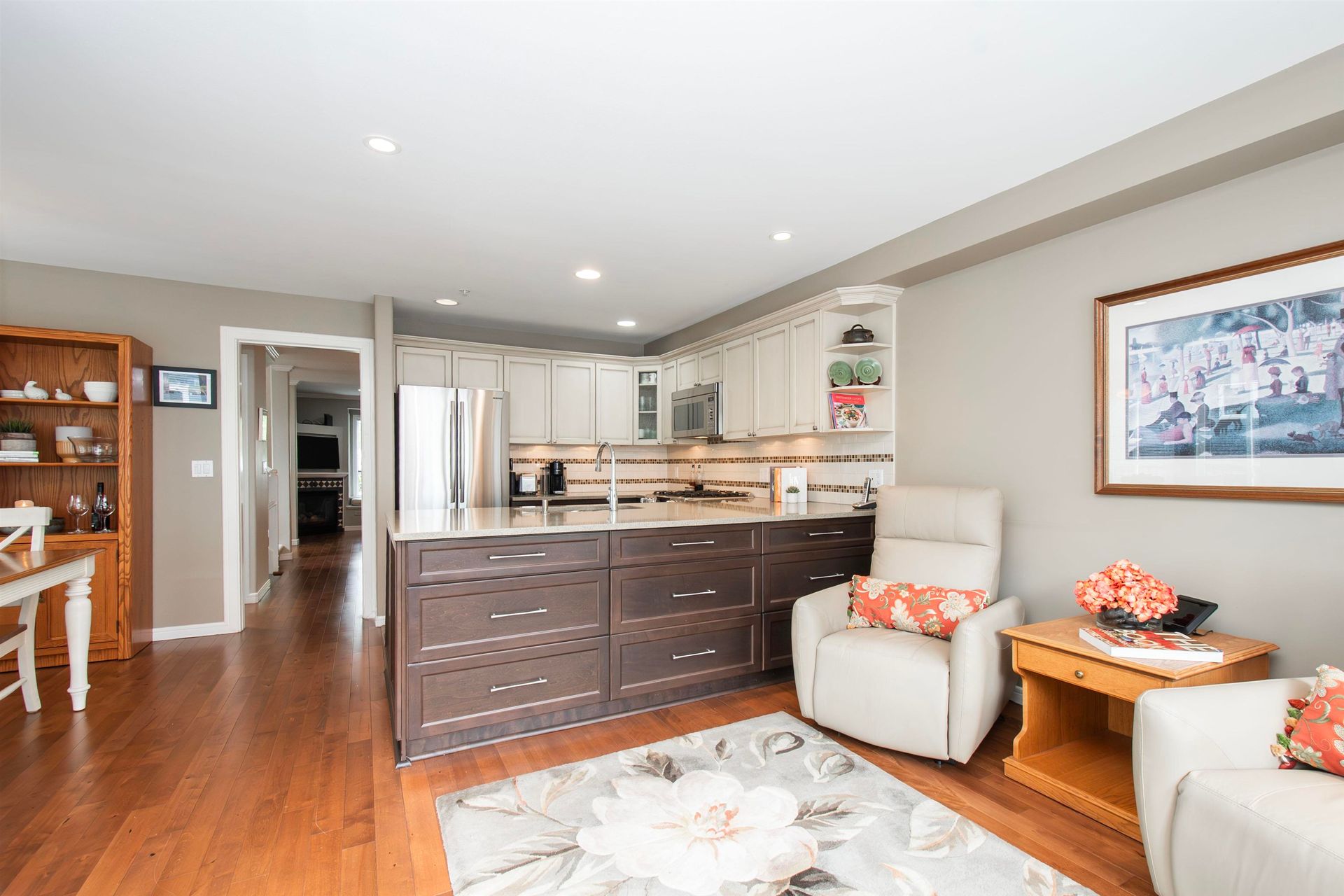 279-e-5th-street-lower-lonsdale-north-vancouver-11 at 279 E 5th Street, Lower Lonsdale, North Vancouver