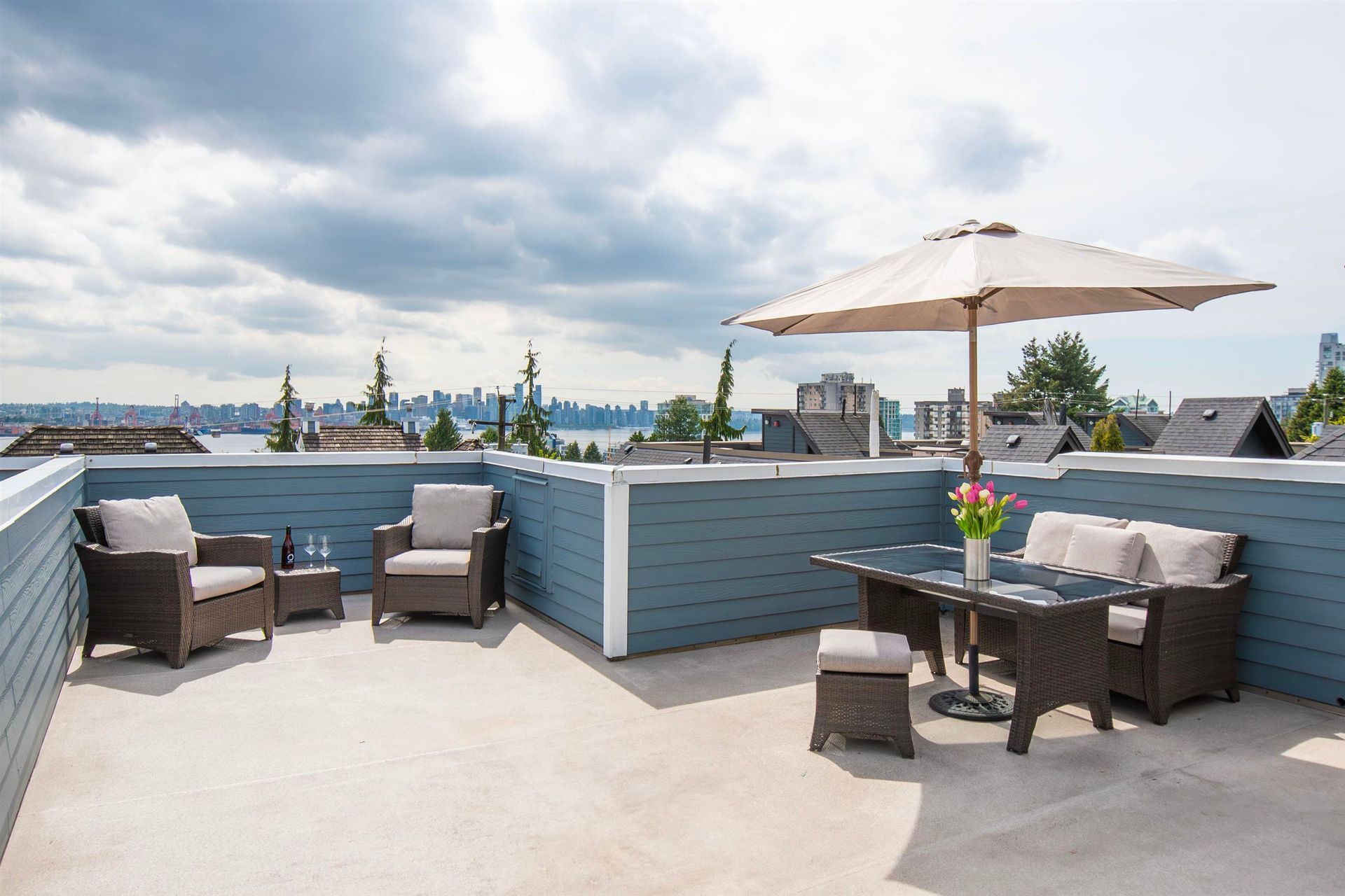 279-e-5th-street-lower-lonsdale-north-vancouver-25 at 279 E 5th Street, Lower Lonsdale, North Vancouver