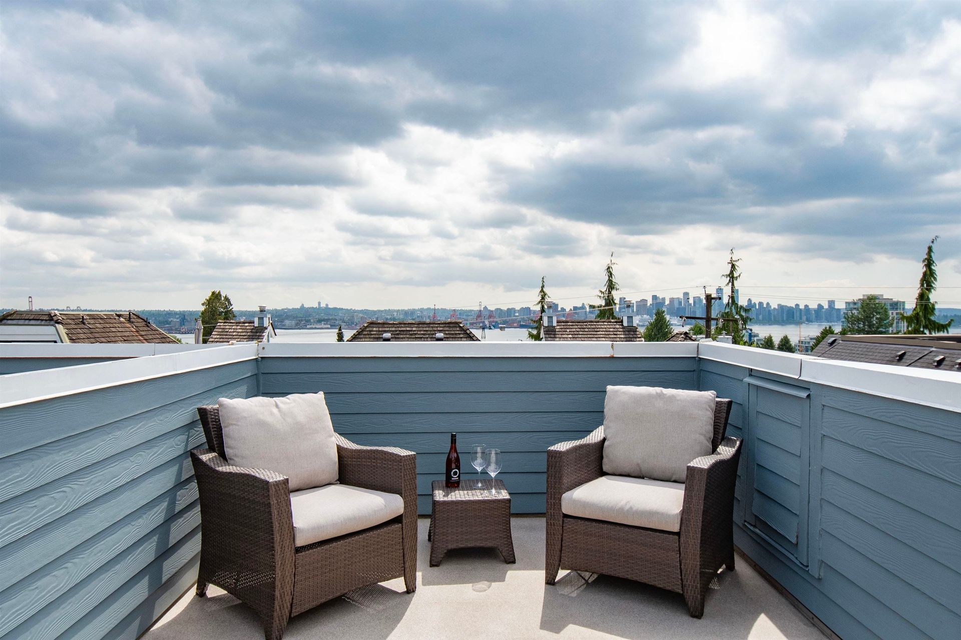 279-e-5th-street-lower-lonsdale-north-vancouver-29 at 279 E 5th Street, Lower Lonsdale, North Vancouver