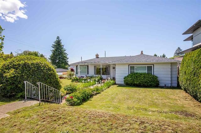 94778 at 905 Grand Boulevard, North Vancouver