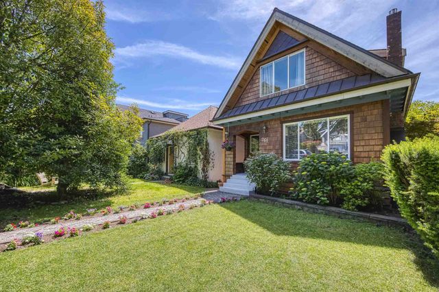 95286 at 261 4th Street E, North Vancouver