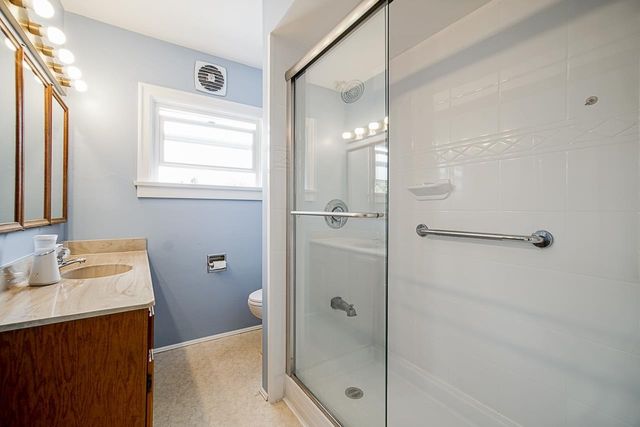 96457-1 at 4190 Dollarton Highway, North Vancouver