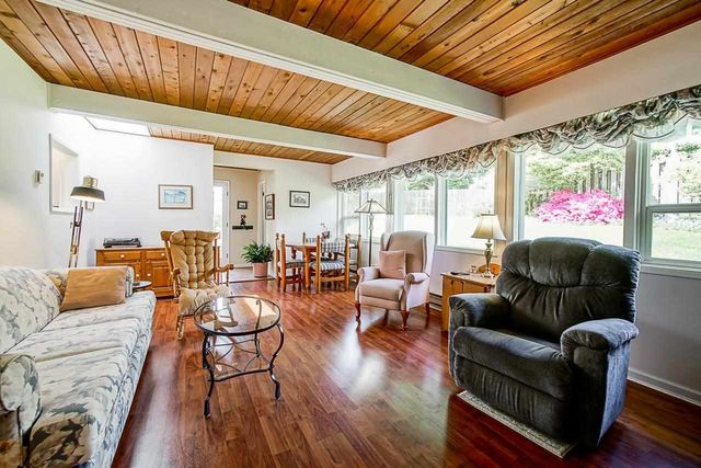 96484 at 4190 Dollarton Highway, North Vancouver