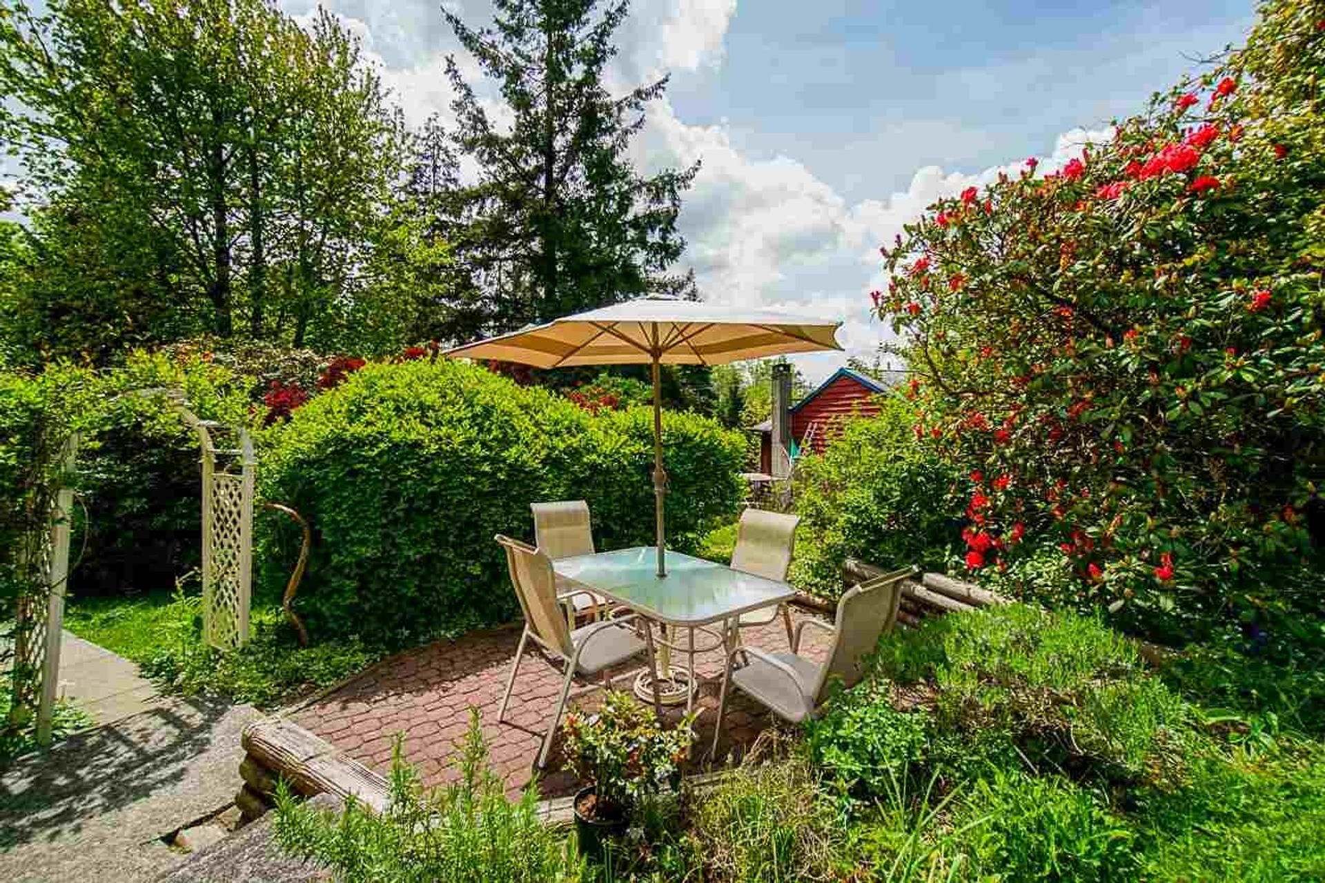 96472 at 4190 Dollarton Highway, North Vancouver