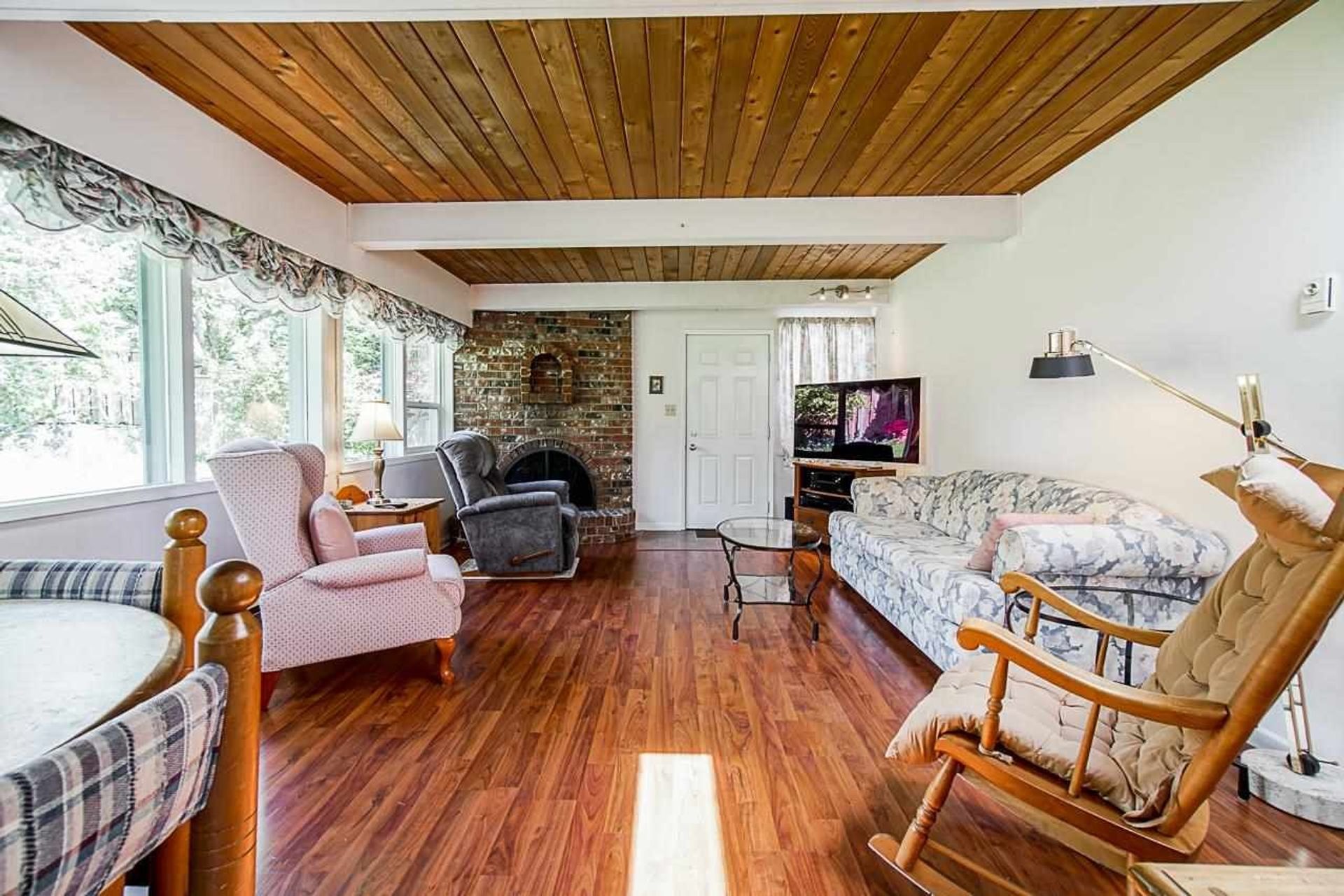 96486 at 4190 Dollarton Highway, North Vancouver