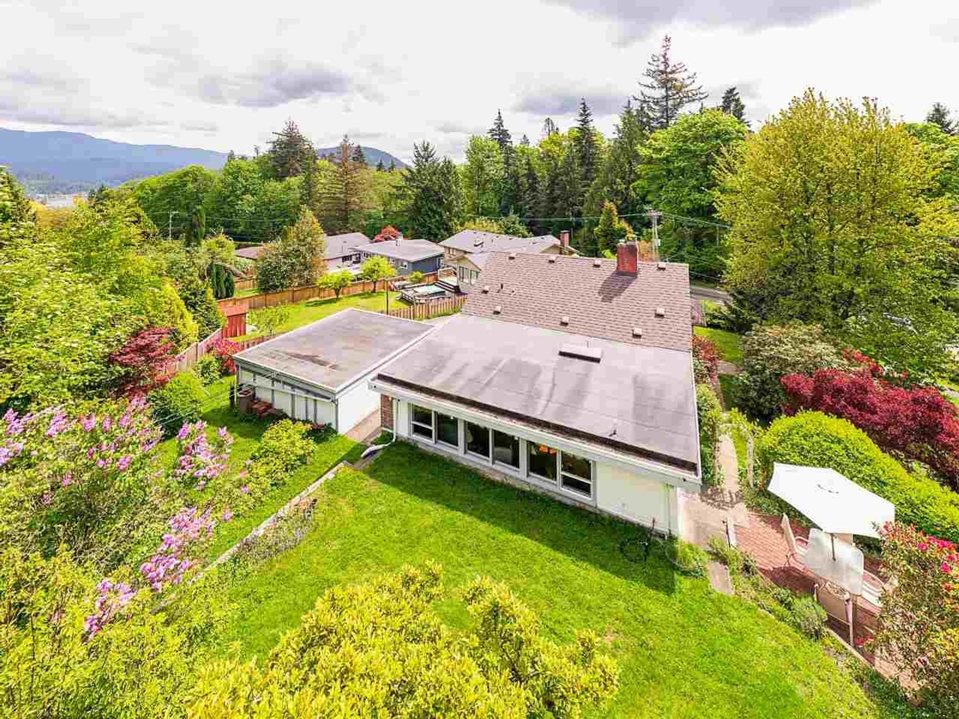 96507-1 at 4190 Dollarton Highway, North Vancouver